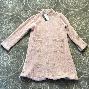 New women’s zip up robe, super soft
